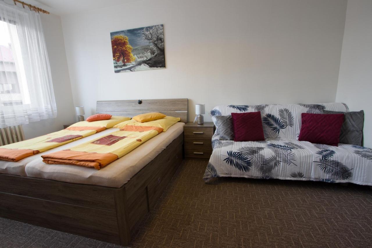 Apartman U Klinovce Kovářská Exteriör bild