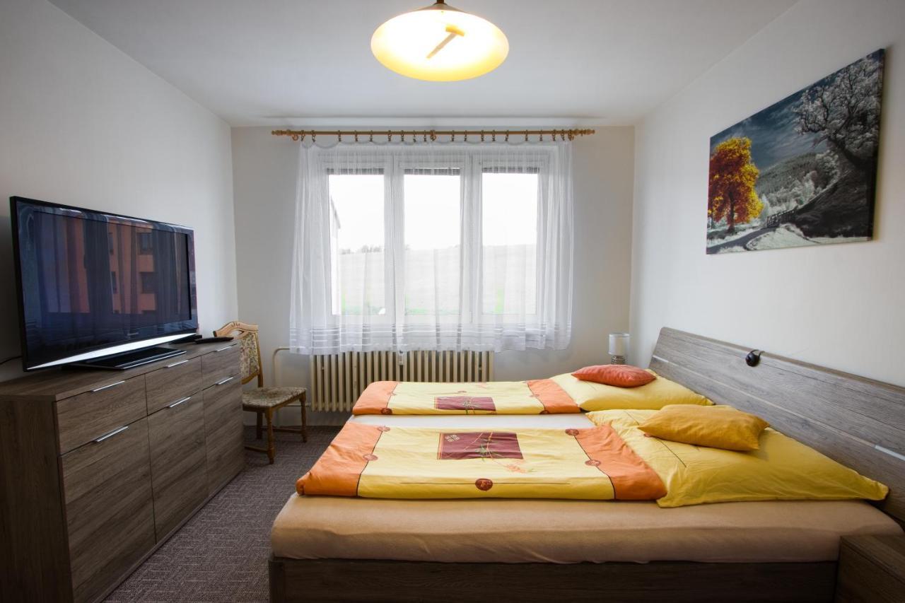 Apartman U Klinovce Kovářská Exteriör bild